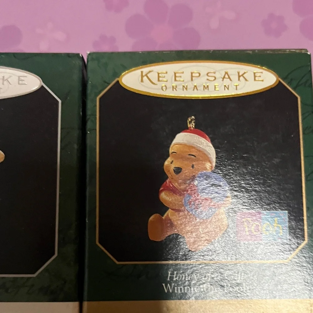 Hallmark Keepsake Ornament Collection - Green and Purple - Picture 6 of 6